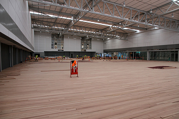 Click for next image... Slideshow image